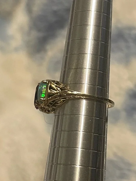 Vintage 10K Gold Opal and Amethyst  Ring size 7 - Picture 8 of 13